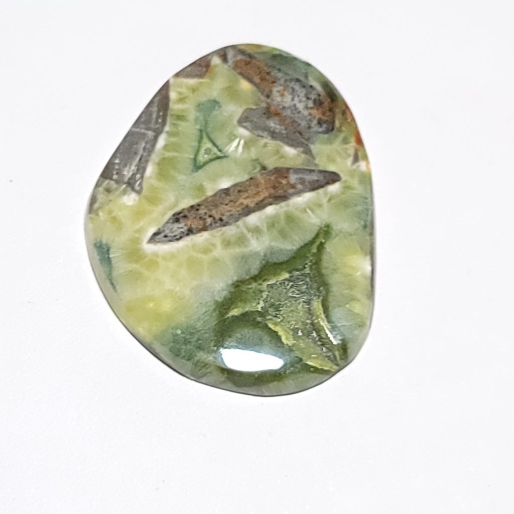 Arkansas Wavellite Freeform Cabochon - 49 x 39.5 x 5 mm - 73.75 ct