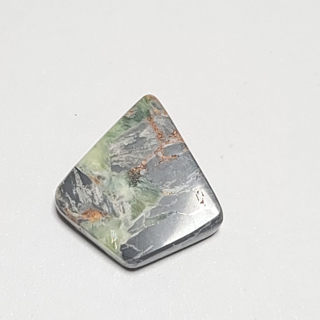 Arkansas Wavellite Freeform Pendant - 32.5 x 331.6 x 10 mm - 63.6 ct