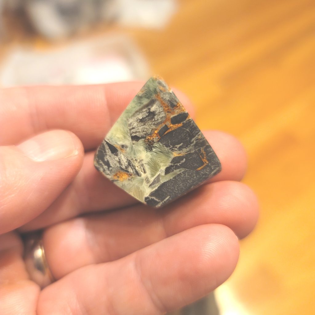 Arkansas Wavellite Freeform Pendant - 32.5 x 331.6 x 10  - 63.6 ct